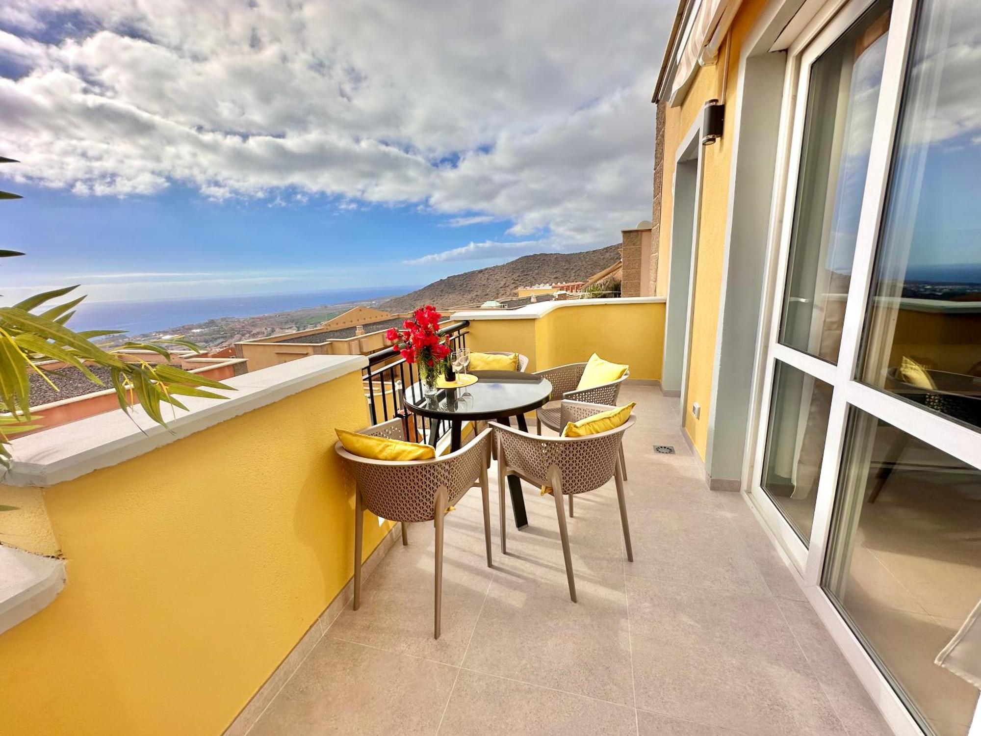 Sunshine Apartment With Sea Viev Costa Adeje  Ngoại thất bức ảnh